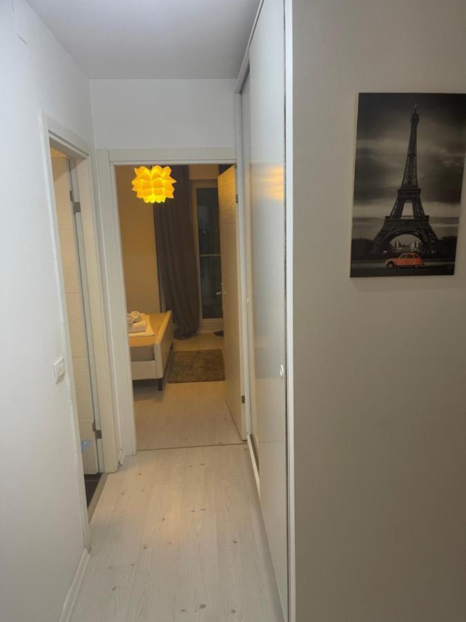 Tranzzit Airport Apartment II Otopeni Exteriér fotografie